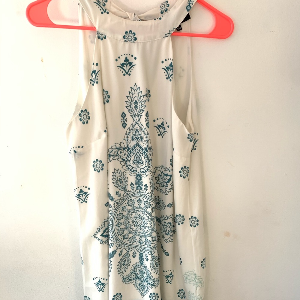 Lulus blue and white medallion dress